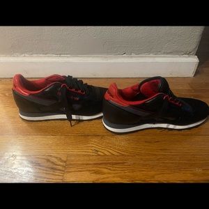 8.5 Reebok classic blue and red